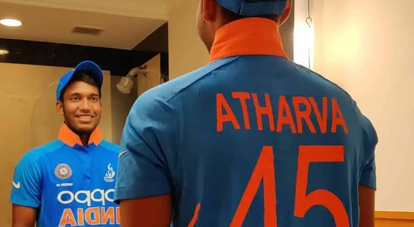 3 Cricketer